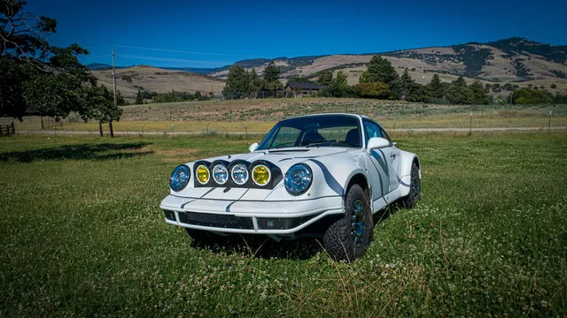 1991 Porsche 964 Carrera 4 - Image 3 of 31