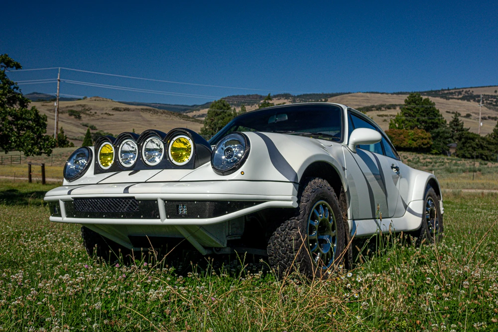 1991 Porsche 964 Carrera 4 - Image 10 of 31