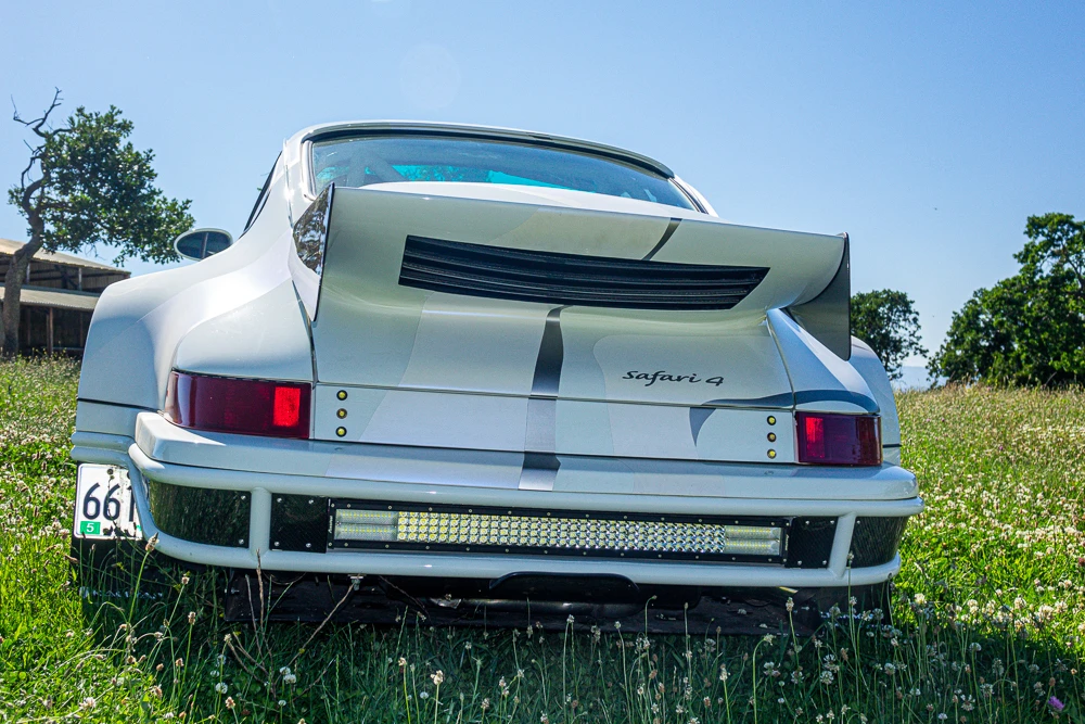1991 Porsche 964 Carrera 4 - Image 17 of 31