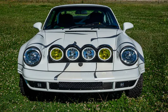 1991 Porsche 964 Carrera 4 - Image 2 of 31