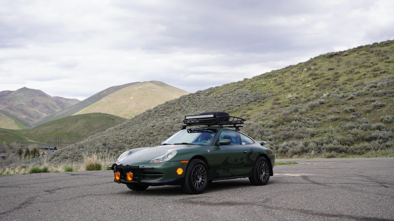 2001 Porsche 996 Carrera - Image 18 of 31
