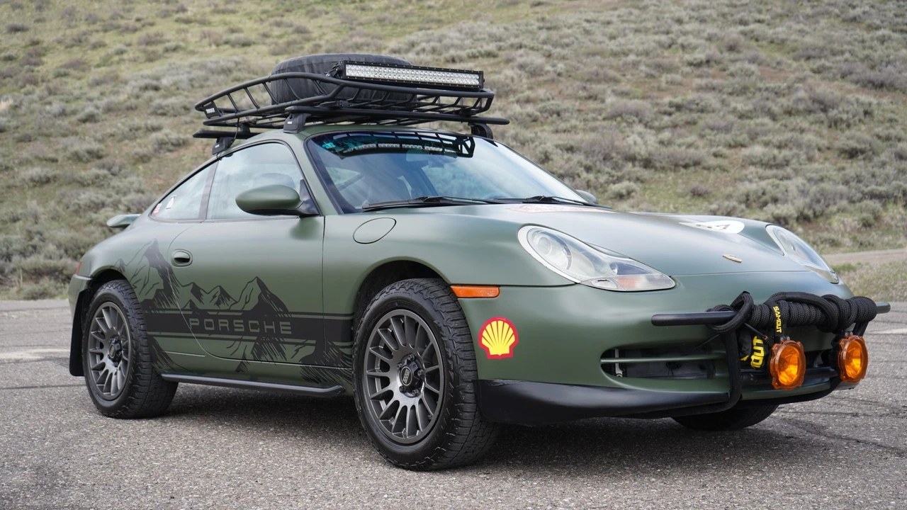 2001 Porsche 996 Carrera - Image 11 of 31