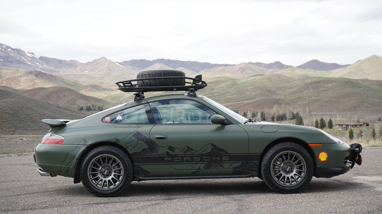 2001 Porsche 996 Carrera - Image 9 of 31