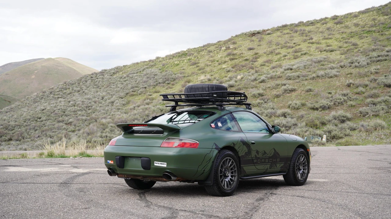 2001 Porsche 996 Carrera - Image 6 of 31