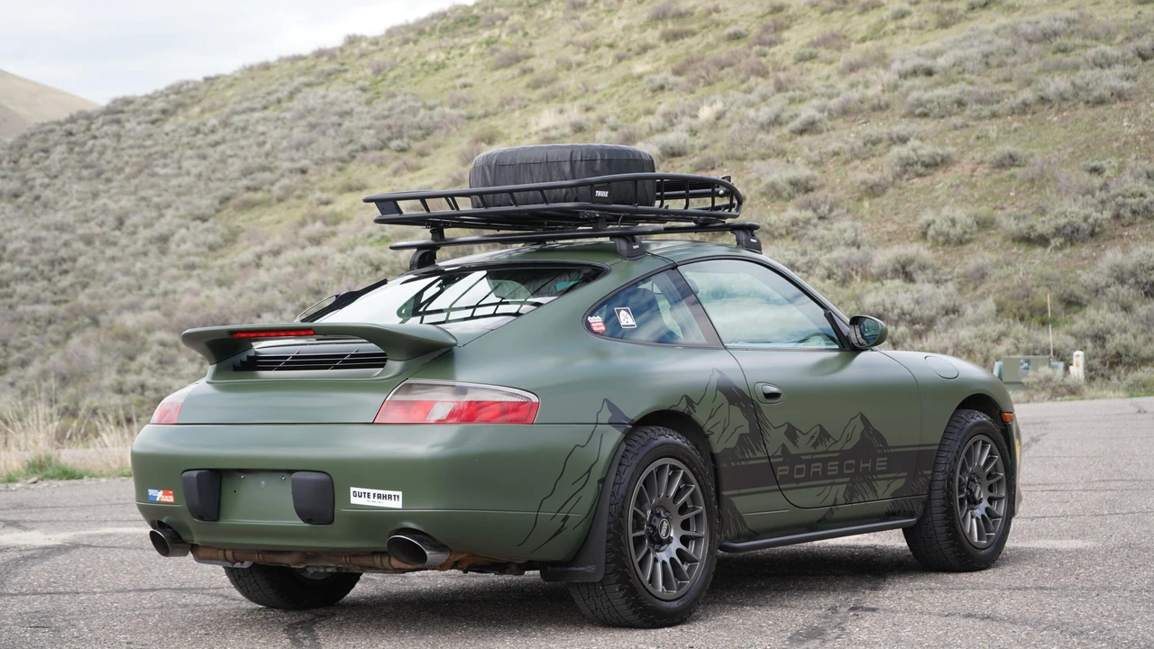 2001 Porsche 996 Carrera - Image 7 of 31
