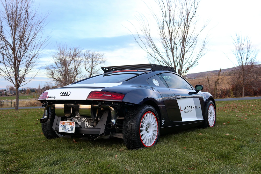 2014 Audi 42 R8 - Image 6 of 31
