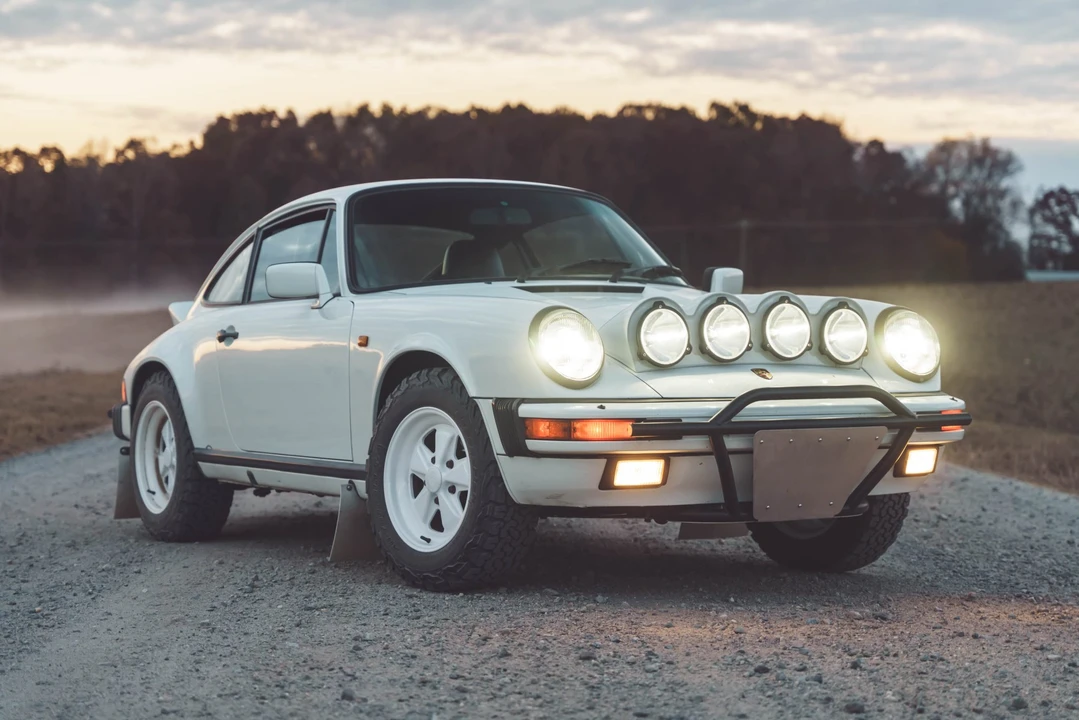 1985 Porsche 911 Carrera 3.2 - Image 12 of 31