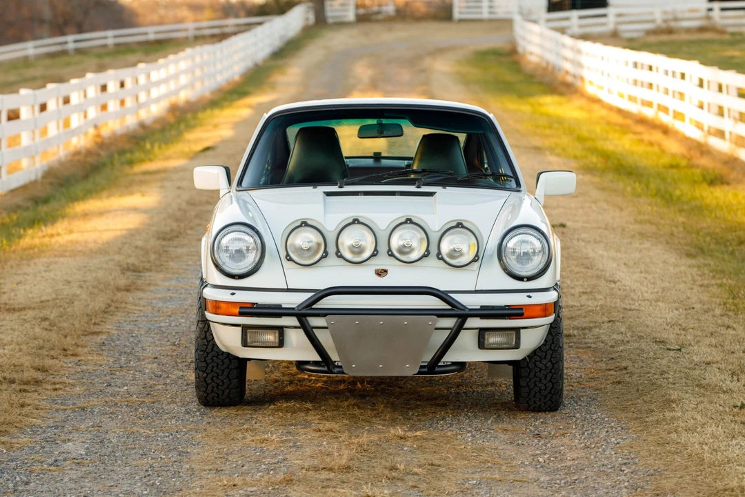 1985 Porsche 911 Carrera 3.2 - Image 6 of 31