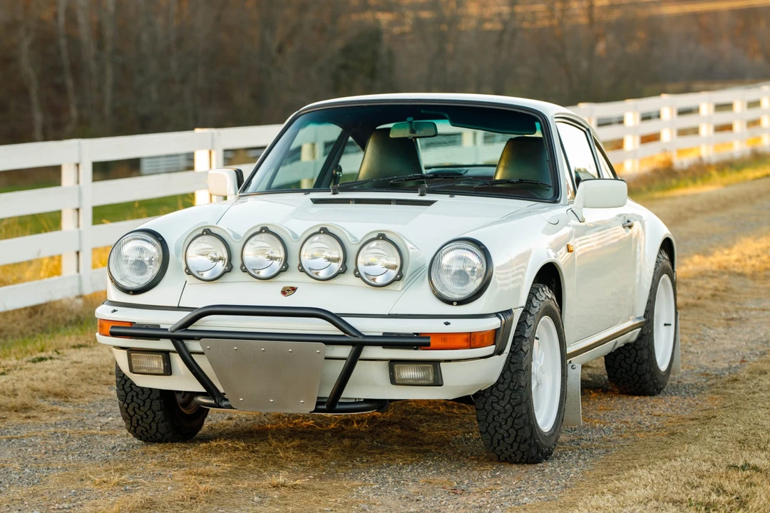 1985 Porsche 911 Carrera 3.2 - Image 4 of 31