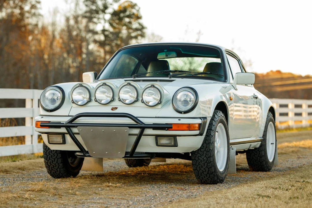 1985 Porsche 911 Carrera 3.2 - Image 5 of 31