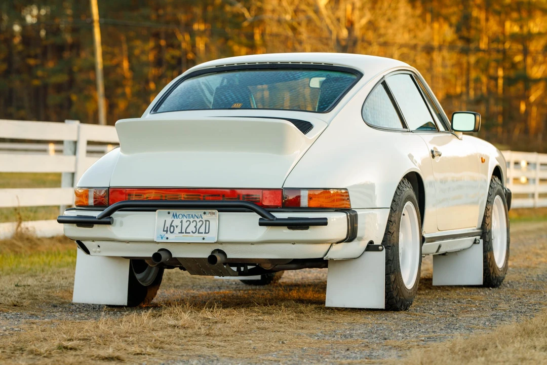 1985 Porsche 911 Carrera 3.2 - Image 17 of 31