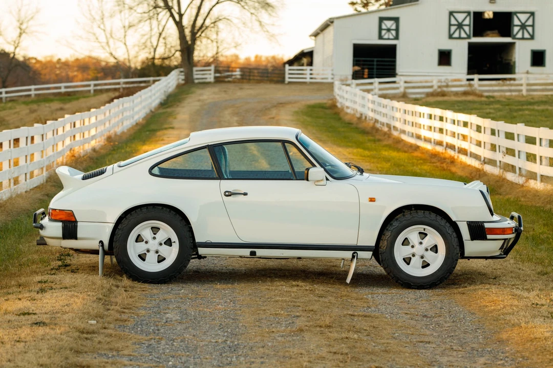 1985 Porsche 911 Carrera 3.2 - Image 15 of 31