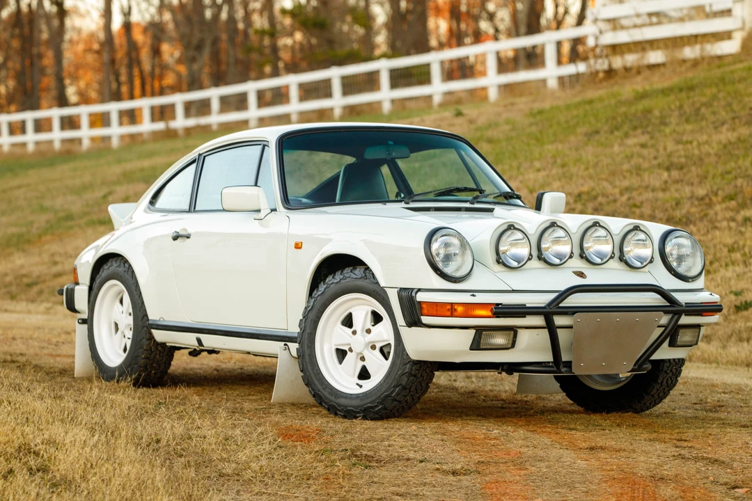 1985 Porsche 911 Carrera 3.2 - Image 13 of 31