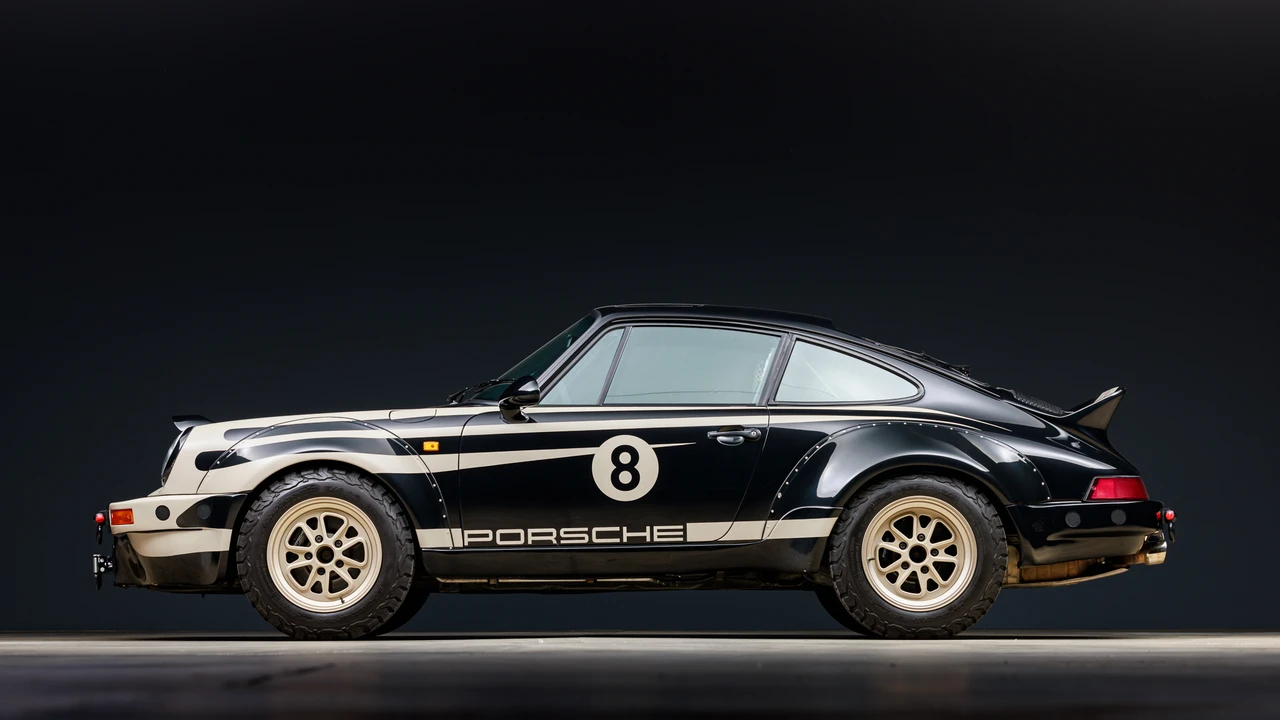 1991 Porsche 964 Carrera 4 - Image 13 of 31