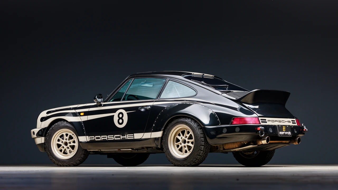 1991 Porsche 964 Carrera 4 - Image 24 of 31