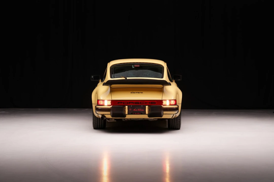 1986 Porsche 911 Carrera 3.2 - Image 8 of 31