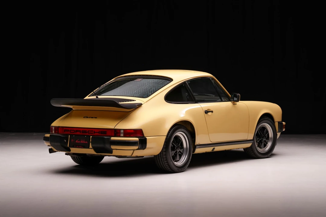 1986 Porsche 911 Carrera 3.2 - Image 9 of 31