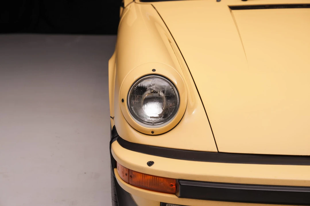 1986 Porsche 911 Carrera 3.2 - Image 26 of 31