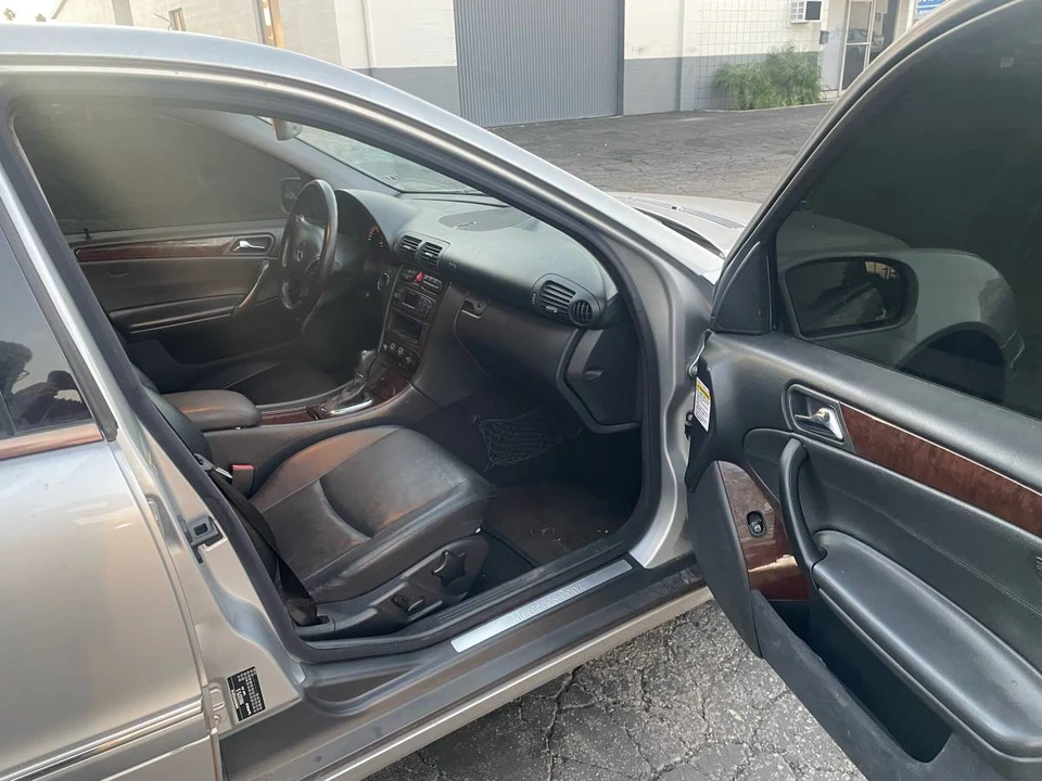 2002 Mercedes-Benz W203 C-Class - Image 8 of 13