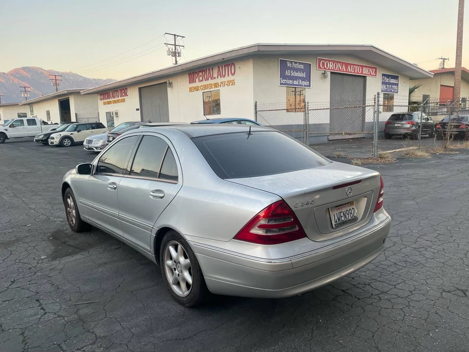 2002 Mercedes-Benz W203 C-Class - Image 3 of 13