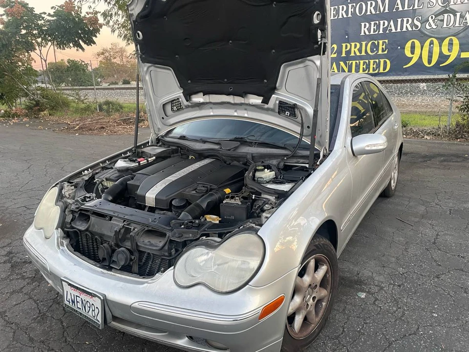 2002 Mercedes-Benz W203 C-Class - Image 12 of 13