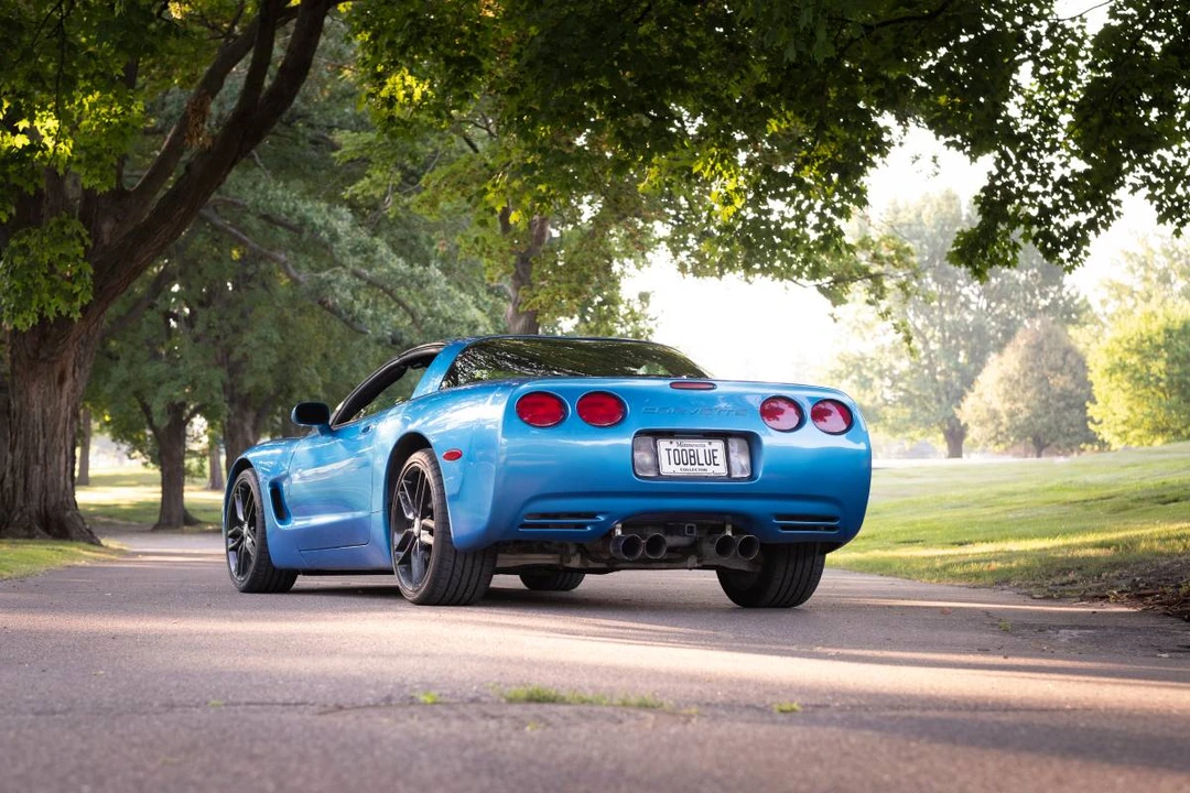 1997 Chevrolet Corvette C5 - Image 2 of 20