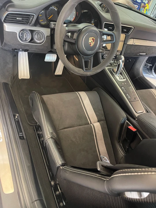 2018 Porsche 991 GT3 - Image 16 of 31