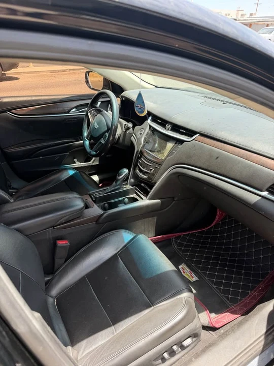 2019 Cadillac XTS - Image 2 of 3