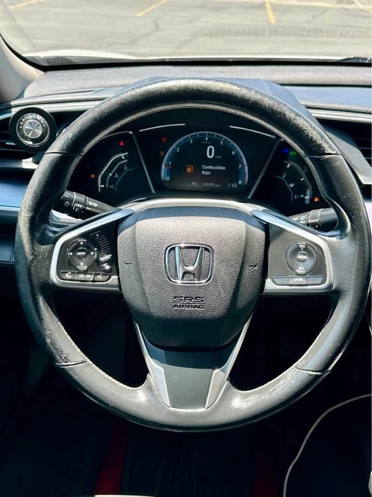 2017 Honda Civic 10th Gen - Image 6 of 7