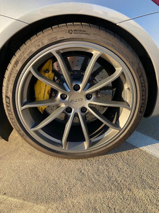 2016 Porsche 981 Cayman GT4 - Image 8 of 23
