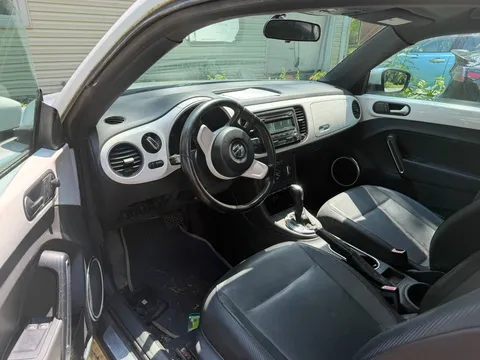 2012 Volkswagen Beetle