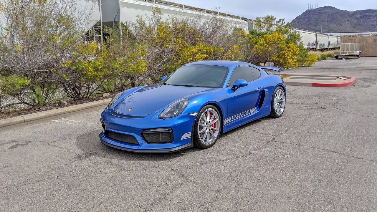 2016 Porsche 981 Cayman GT4 - Image 5 of 31