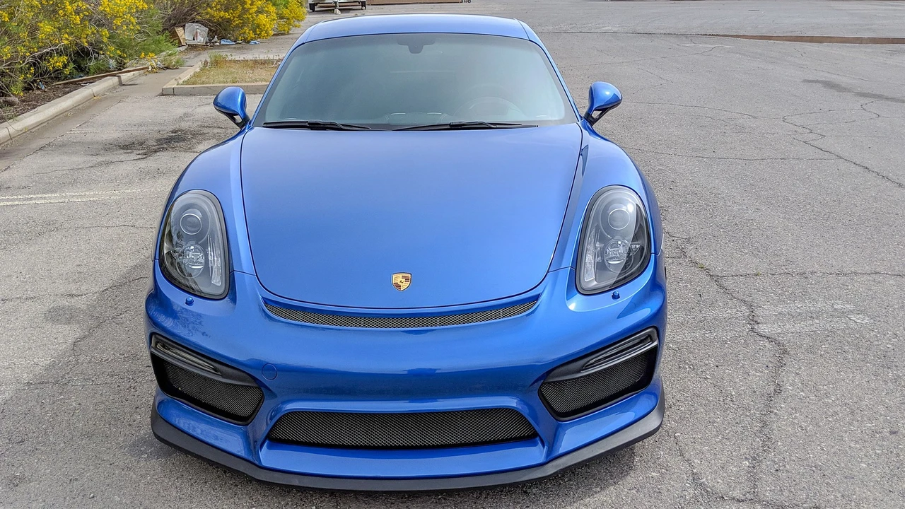 2016 Porsche 981 Cayman GT4 - Image 9 of 31