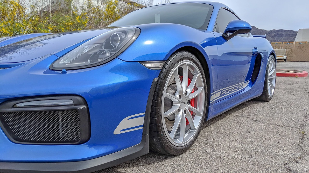 2016 Porsche 981 Cayman GT4 - Image 3 of 31