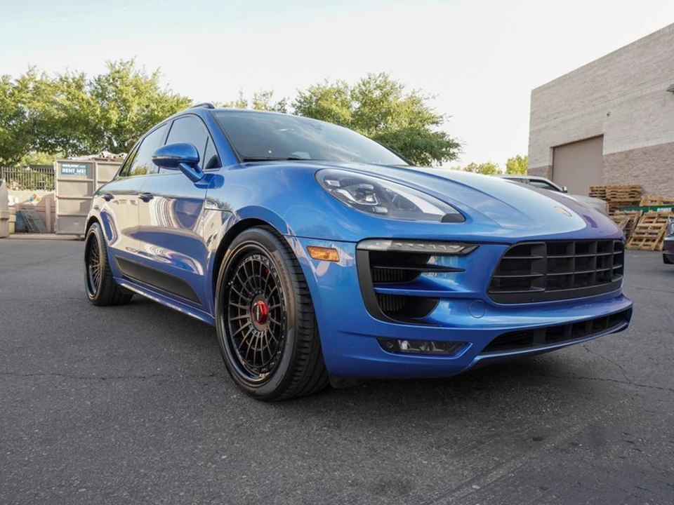 2017 Porsche Macan GTS - Image 2 of 24