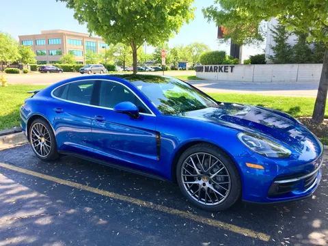 2018 Porsche Panamera 4S