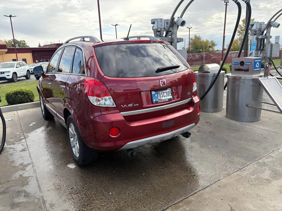 Saturn Vue - Image 3 of 5