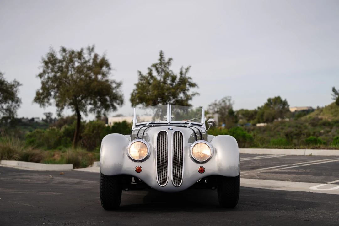 Vehicle image 20 of 31