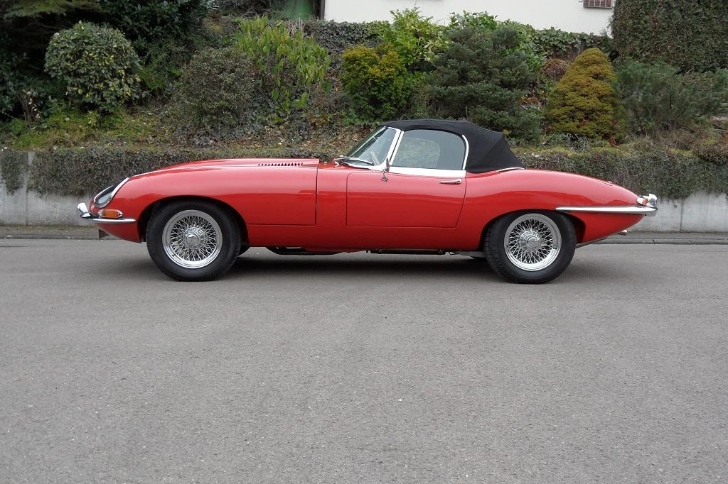 1962 Jaguar E-Type Series 1 - Image 2 of 4