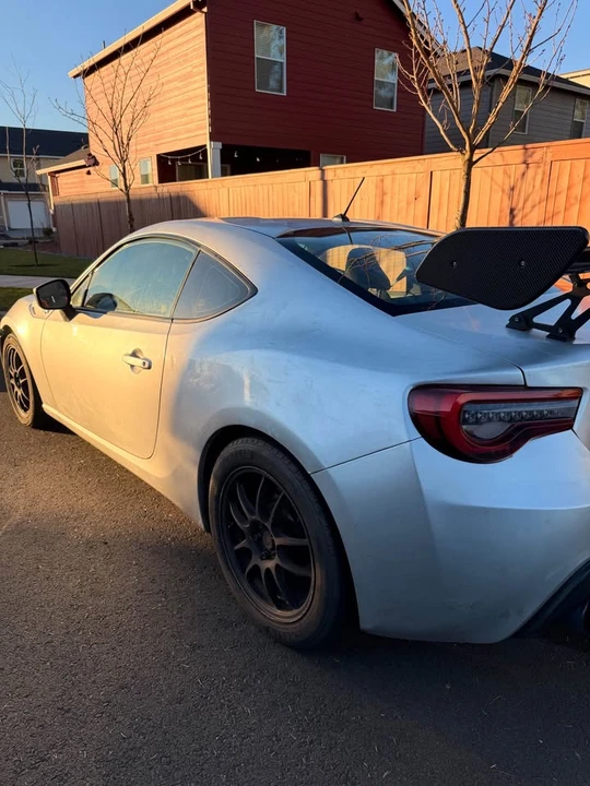 2013 Scion FR-S - Image 4 of 8