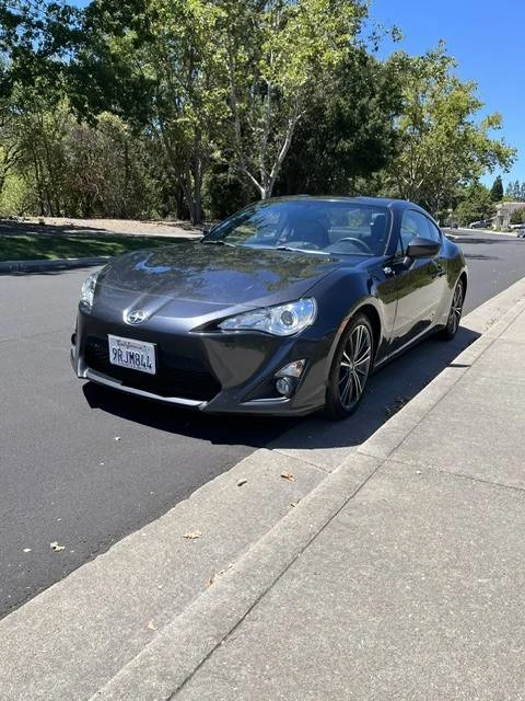 2015 Scion FR-S - Image 2 of 10