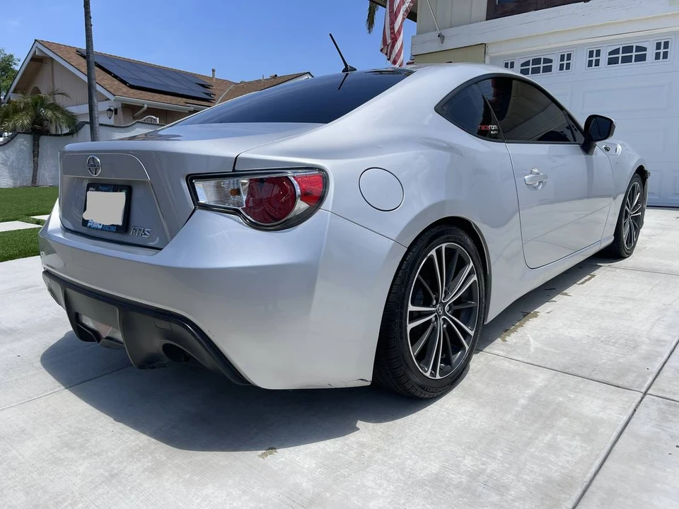 2013 Scion FR-S - Image 4 of 10