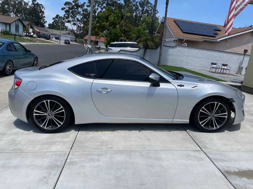 2013 Scion FR-S - Image 5 of 10