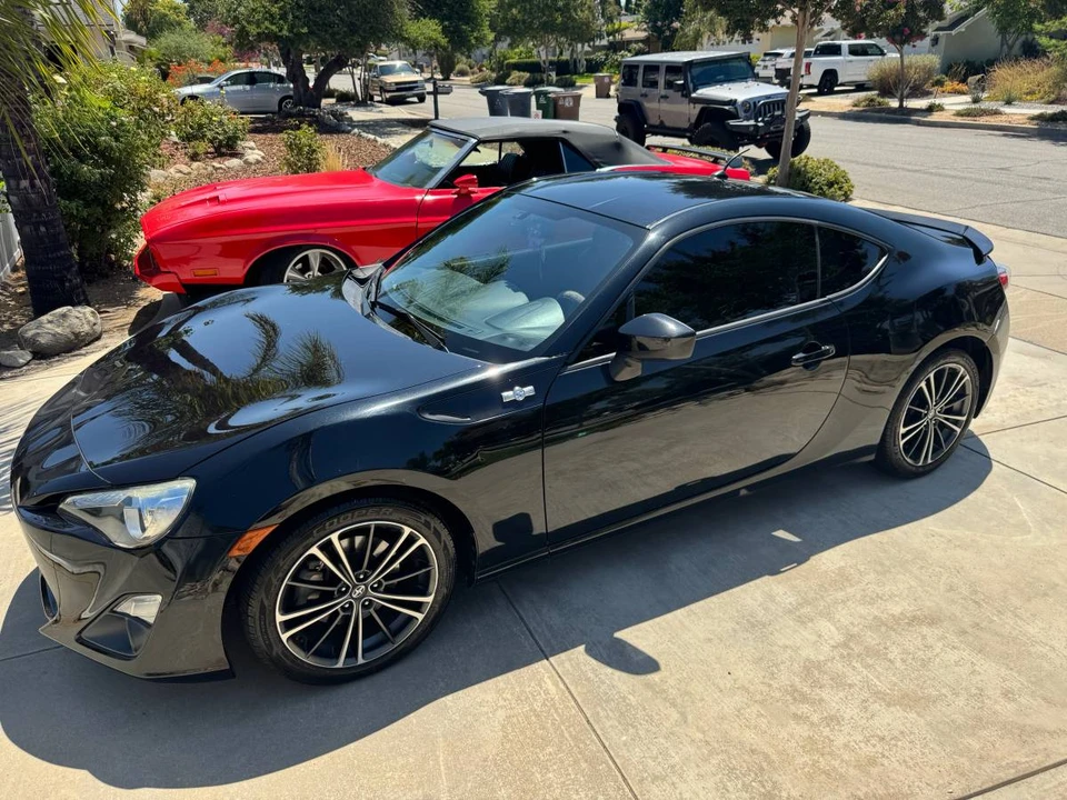 2014 Scion FR-S - Image 2 of 12