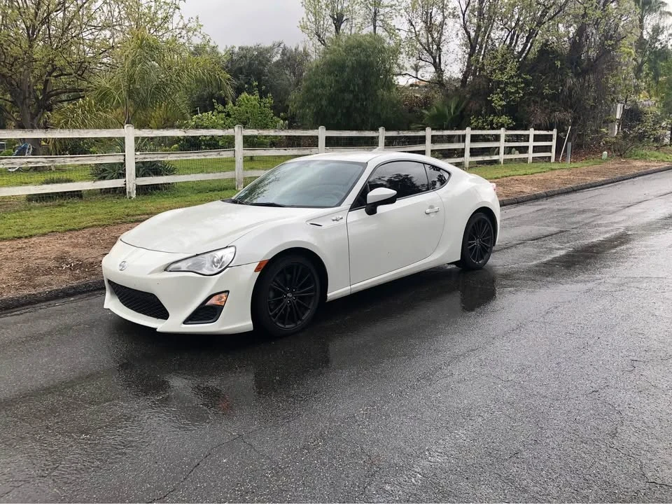 2015 Scion FR-S - Image 6 of 8