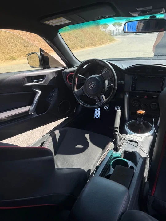 2016 Scion FR-S - Image 6 of 7