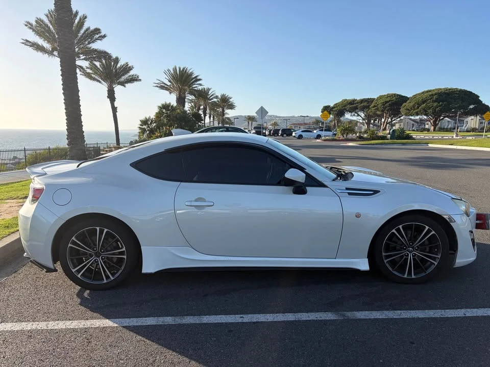 2014 Scion FR-S - Image 3 of 6