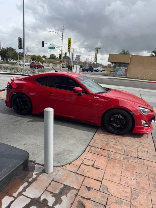 2013 Scion FR-S - Image 2 of 7