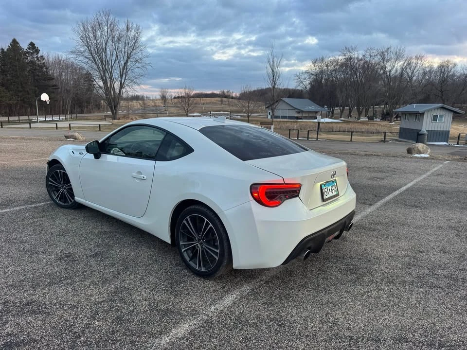 2015 Scion FR-S - Image 4 of 9