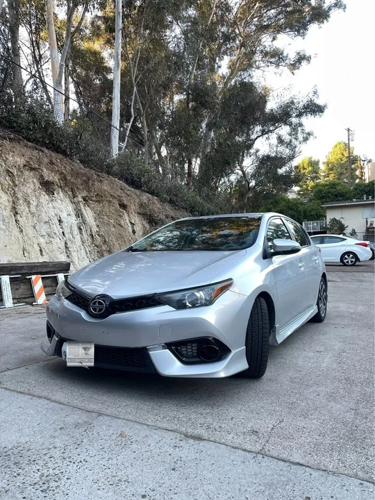 2016 Scion iM - Image 2 of 5